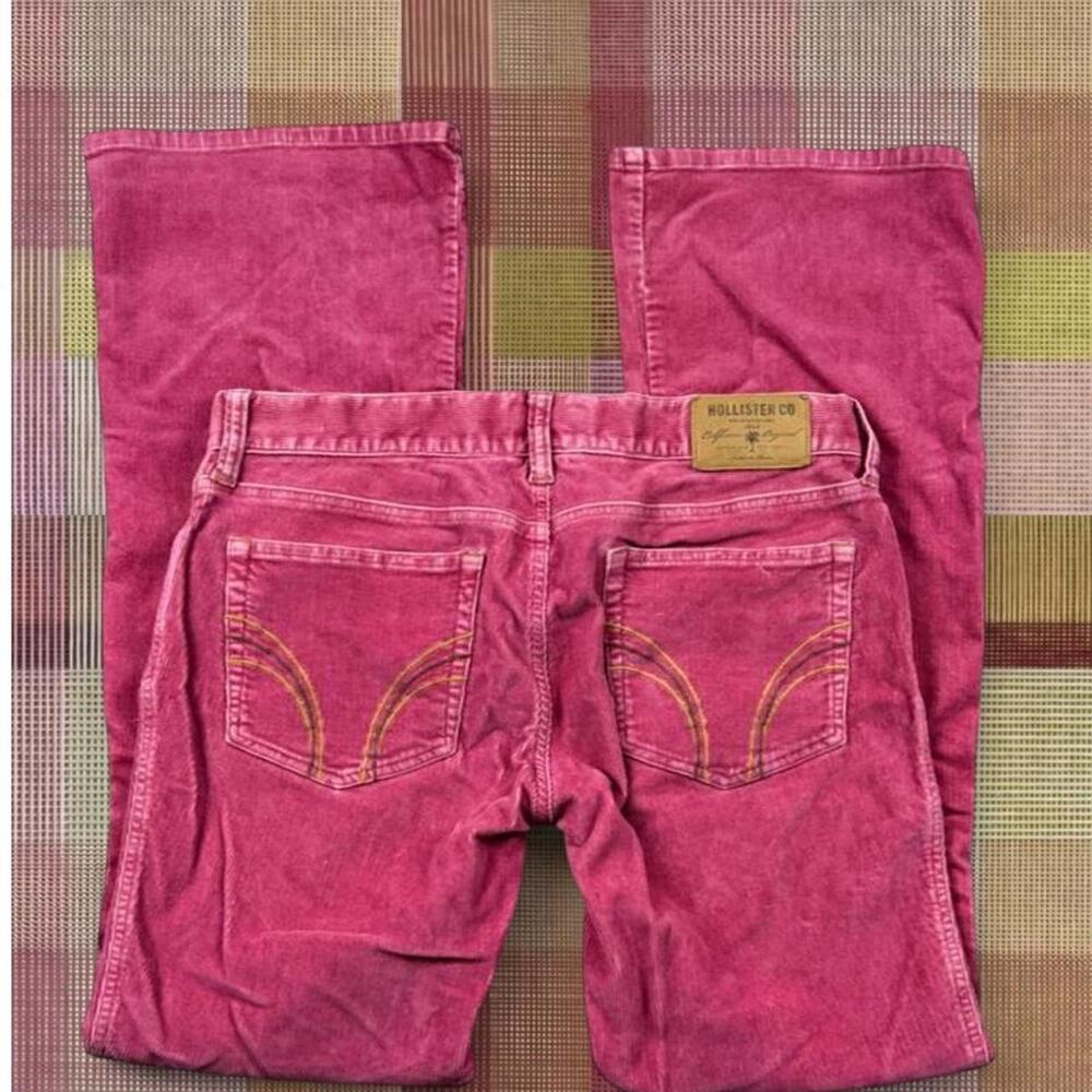 Vintage 2000’s Hollister Co. pink corduroy flare pants